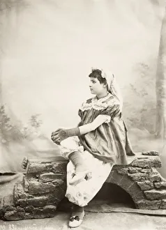 Young Jewish woman, Tunisia studio