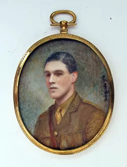 Images Dated 25th September 2012: Young Officer - WWI