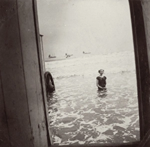 Images Dated 10th February 2017: Young woman bathing at Scarborough, North Yorkshire