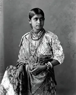 Ceylon Gallery: Young woman at Kandy, Ceylon (Sri Lanka)