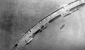 Zeebrugge Prints: The Zeebrugge Mole from the air in 1918