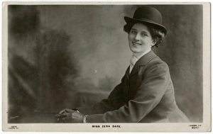 Images Dated 19th January 2017: Zena Dare 1906